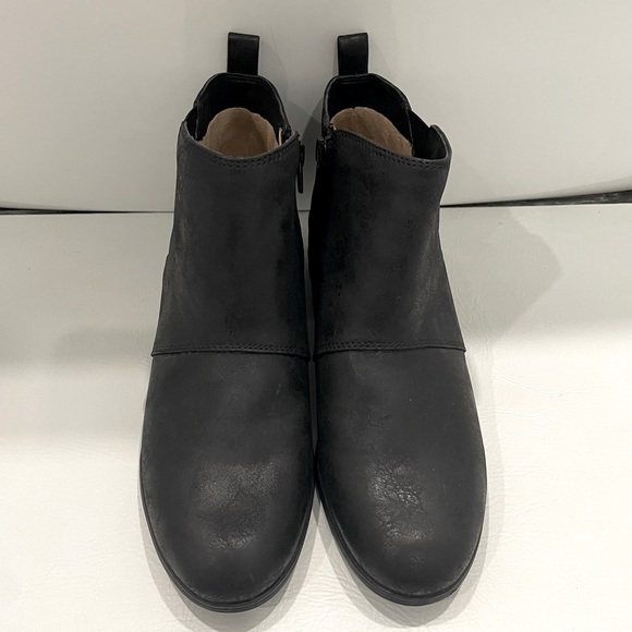 Sole by Naturalizer Black Faux Leather Chelsea Boots Ankle Booties Size 9 bin 2V - Picture 2 of 7